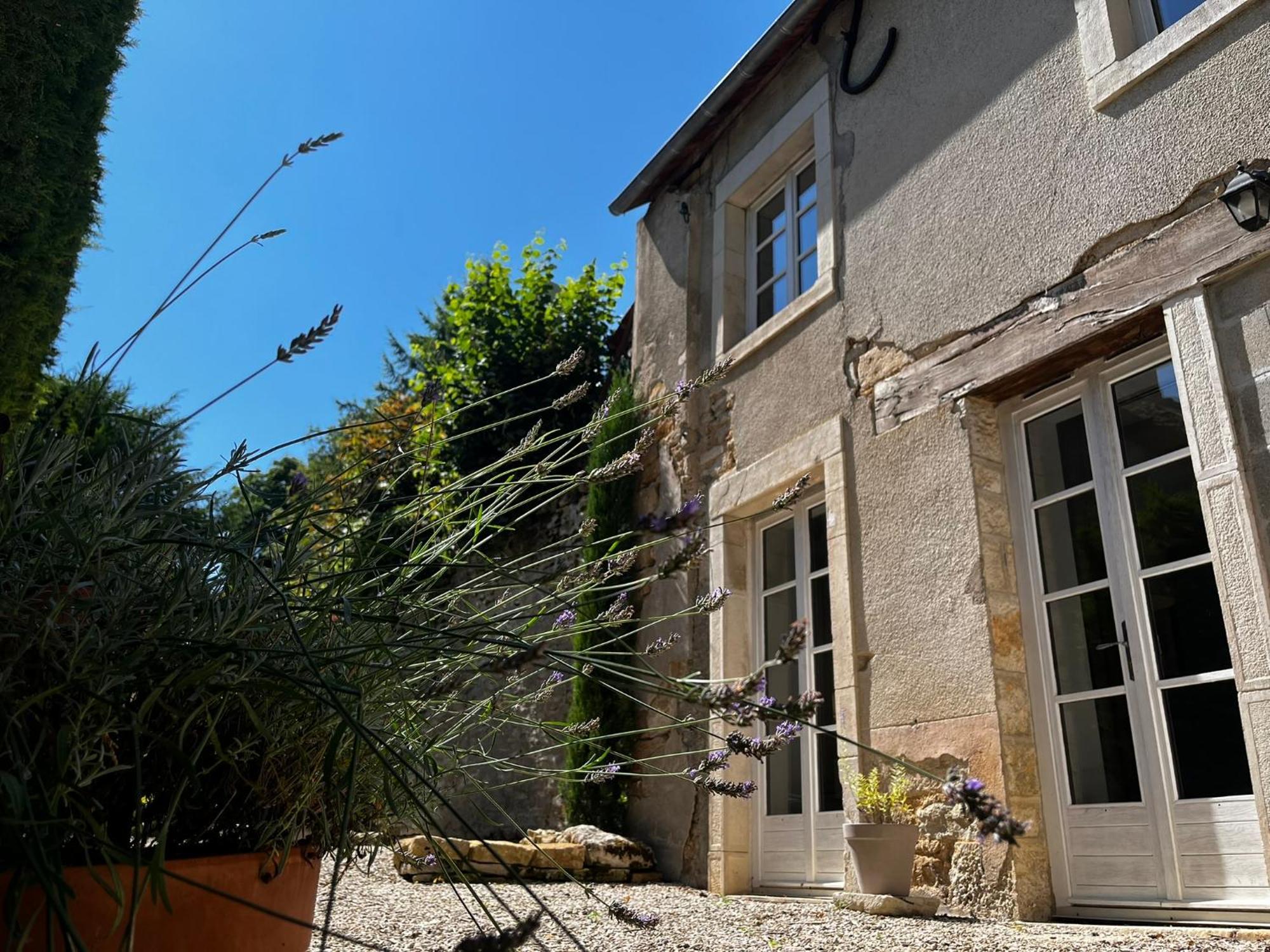 Charming Cottage In Chateau Les Roches Gardens Mont-Saint-Jean  Buitenkant foto